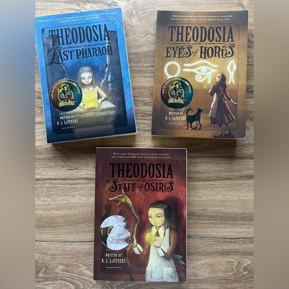 Lot of 3 THEODOSIA Series PB Books By R.L. LaFevers Egyptian History EUC